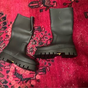 Edgy Black Women's Rain Boots